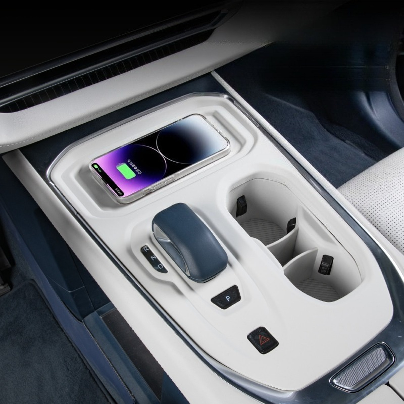 2025년형 ZEEKR 009 센터 콘솔 무선 충전 패 - Wireless Charging Pad 리뷰 및 가격