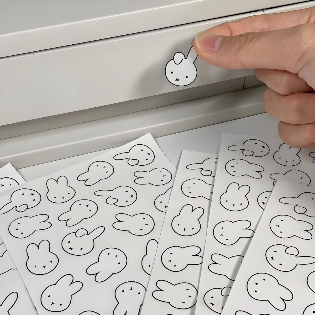 Kawaii 애니메이션 Miffy 토끼 워터 컵 스티커 - Tablet Cute Accessories 리뷰 및 가격